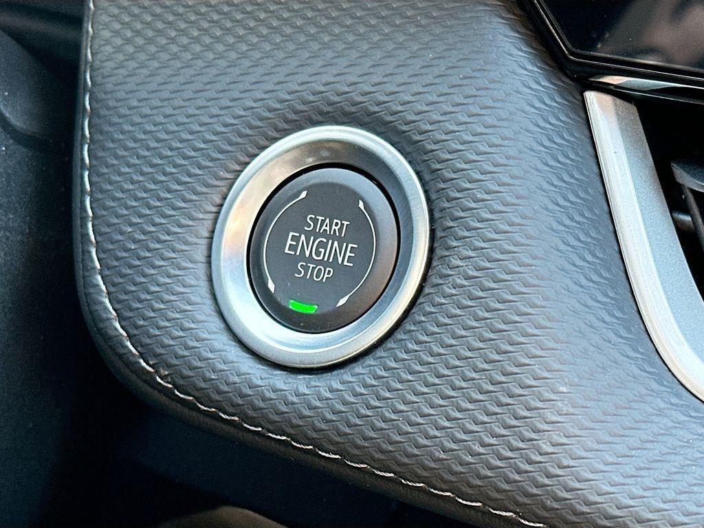 new 2025 Chevrolet Equinox car, priced at $30,490
