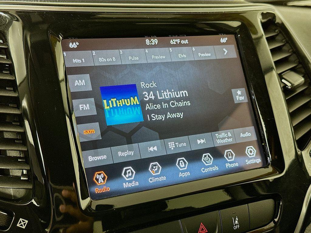 used 2022 Jeep Cherokee car, priced at $27,500
