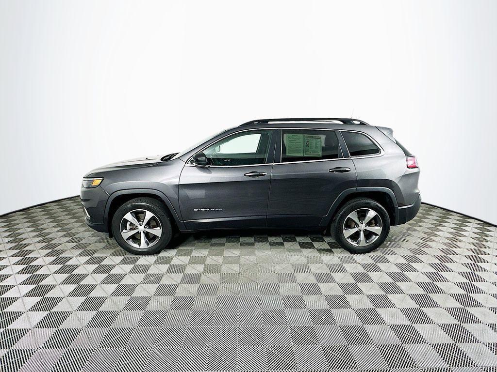 used 2022 Jeep Cherokee car, priced at $27,500