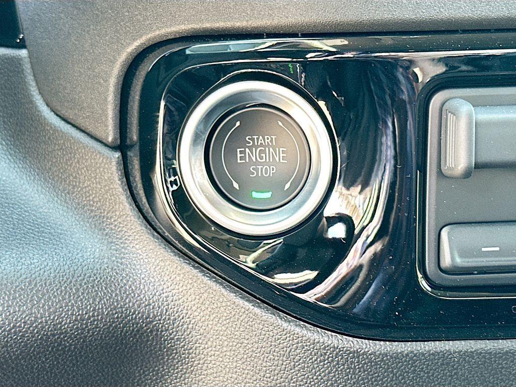 new 2025 Chevrolet Silverado 1500 car, priced at $52,395