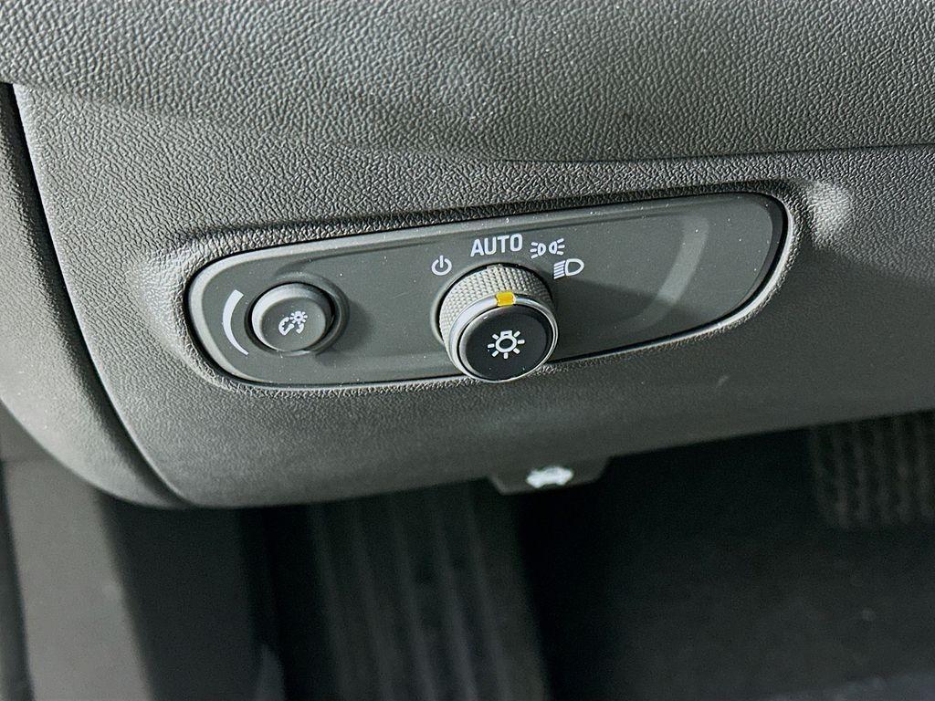 used 2022 Chevrolet Equinox car, priced at $23,798
