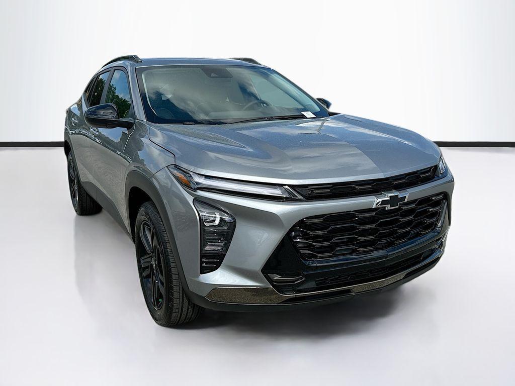 new 2025 Chevrolet Trax car, priced at $26,955