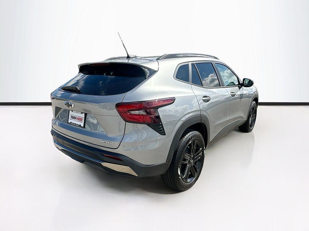 new 2025 Chevrolet Trax car, priced at $26,955