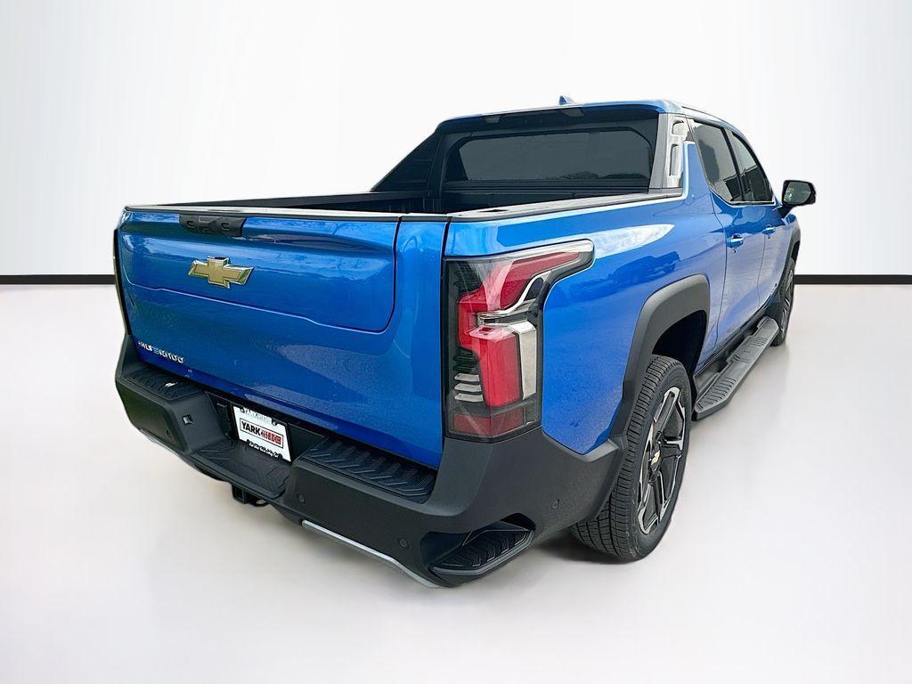 new 2025 Chevrolet Silverado EV car, priced at $84,185