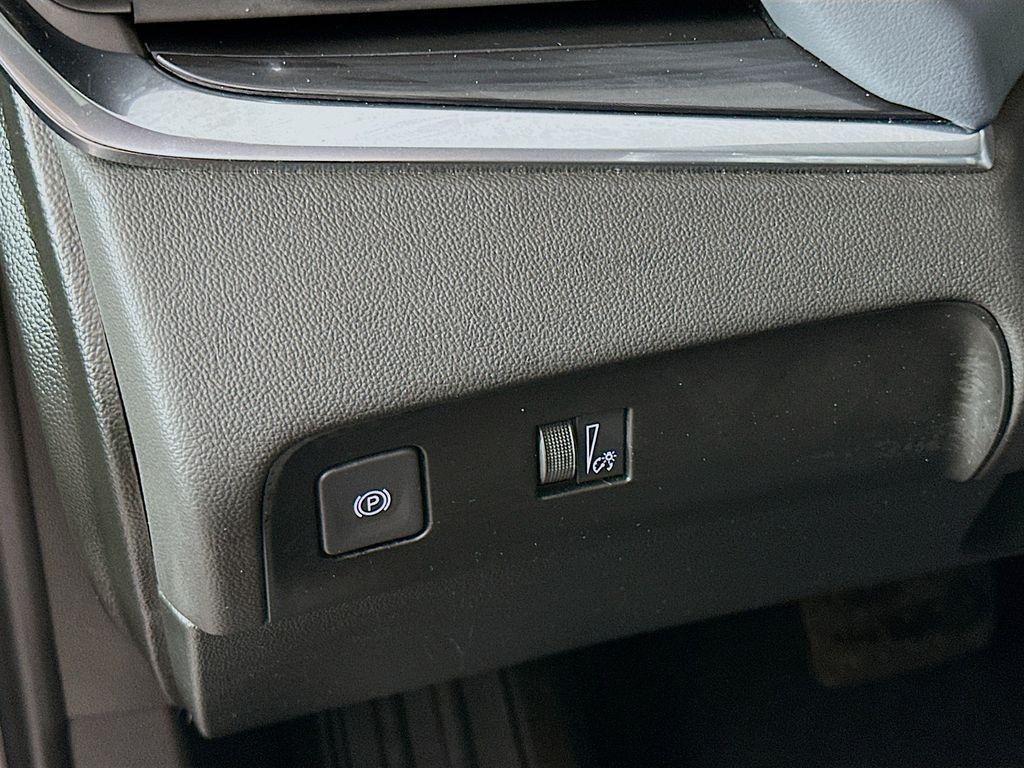 used 2022 Buick Enclave car, priced at $28,403