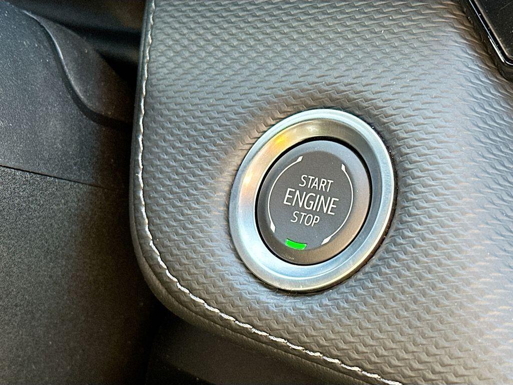 new 2025 Chevrolet Equinox car, priced at $31,490