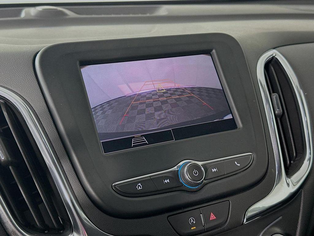 used 2022 Chevrolet Equinox car, priced at $23,876