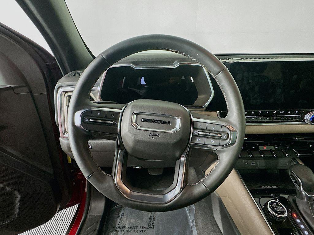 used 2024 GMC Canyon car, priced at $48,785