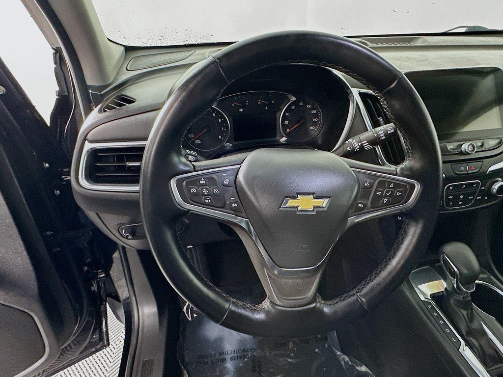 used 2024 Chevrolet Equinox car, priced at $21,846