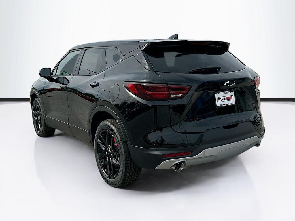 new 2025 Chevrolet Blazer car, priced at $38,265