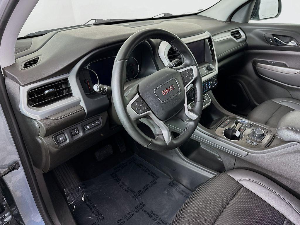 used 2023 GMC Acadia car, priced at $33,200