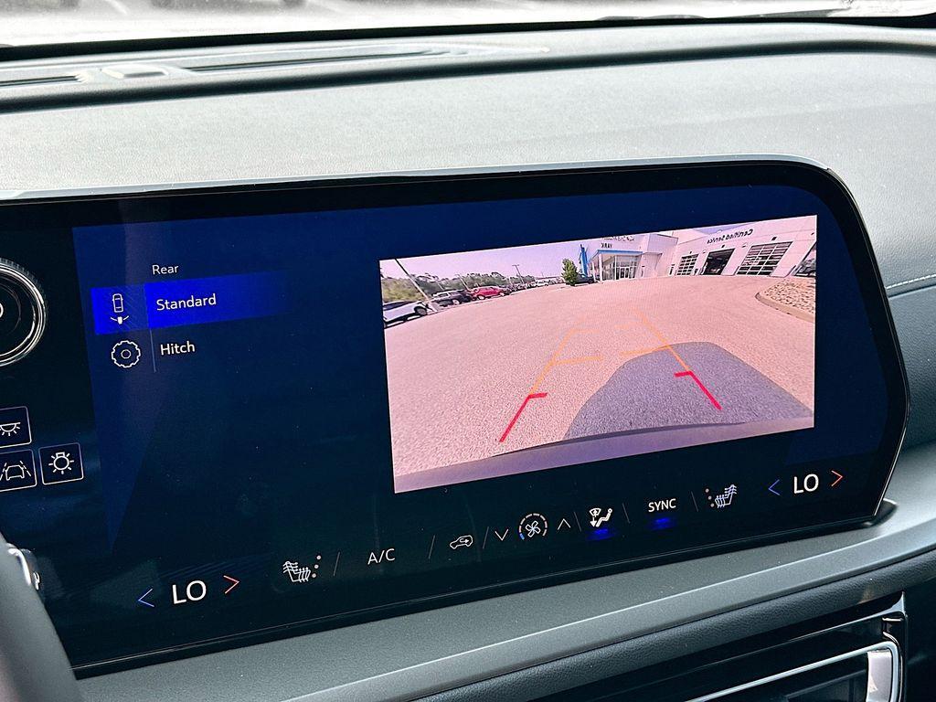 new 2025 Chevrolet Traverse car, priced at $42,490