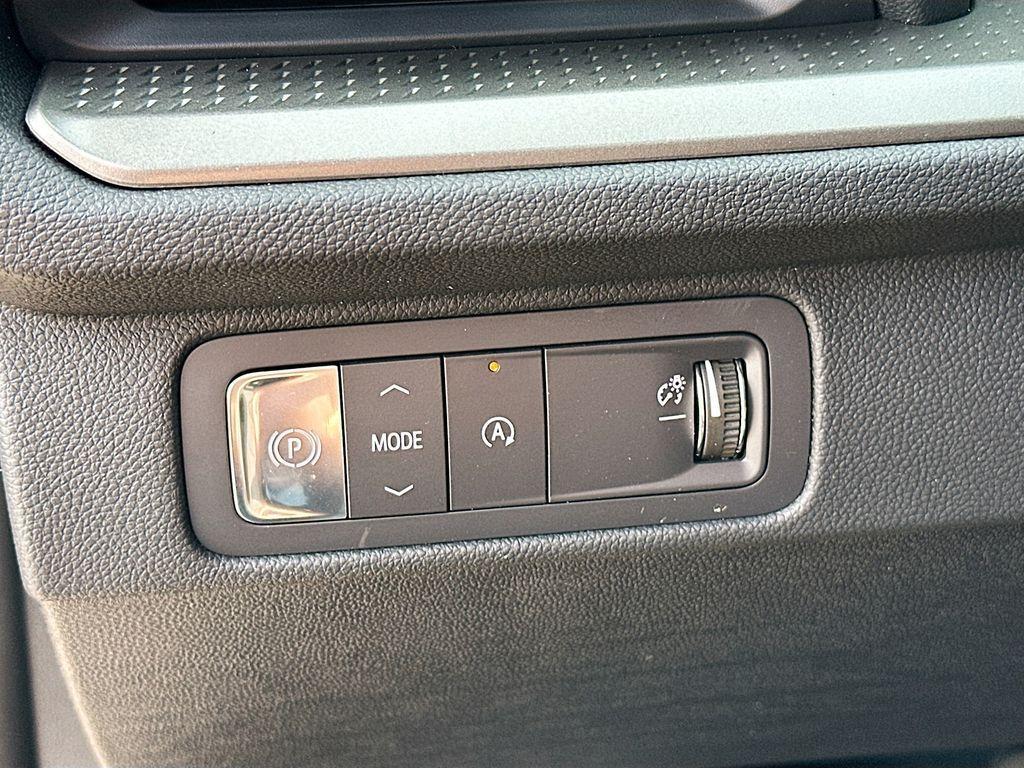 new 2025 Chevrolet Traverse car, priced at $42,490