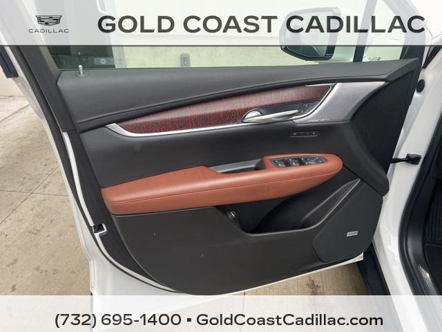 used 2022 Cadillac XT5 car, priced at $31,960