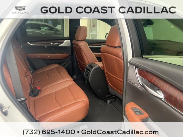 used 2022 Cadillac XT5 car, priced at $31,960