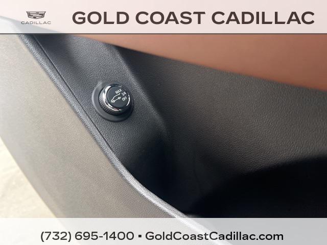 used 2022 Cadillac XT5 car, priced at $31,960