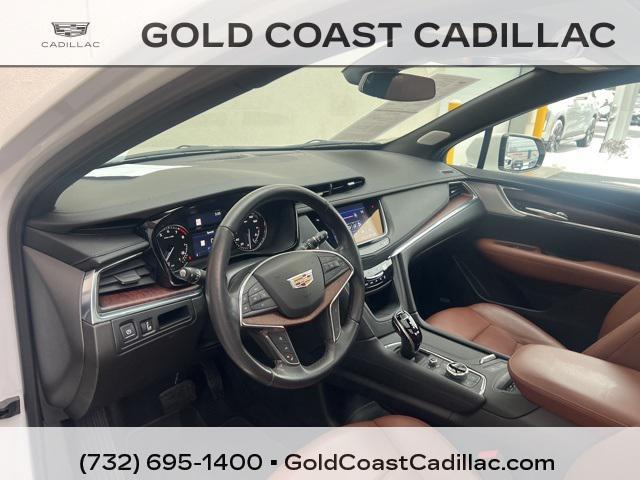 used 2022 Cadillac XT5 car, priced at $31,960