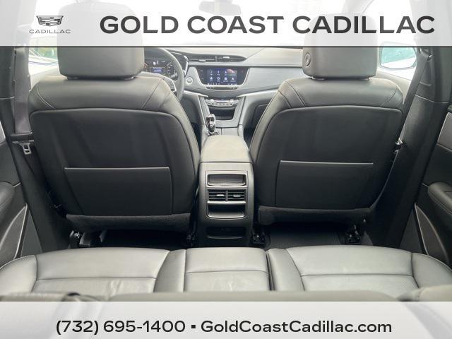 used 2022 Cadillac XT5 car, priced at $35,880