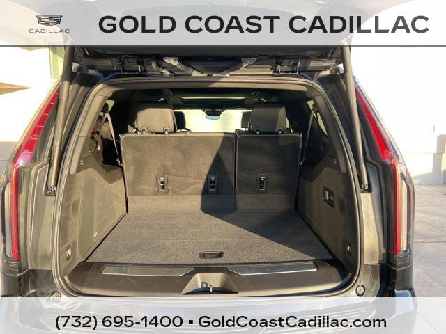 used 2022 Cadillac Escalade ESV car, priced at $72,990