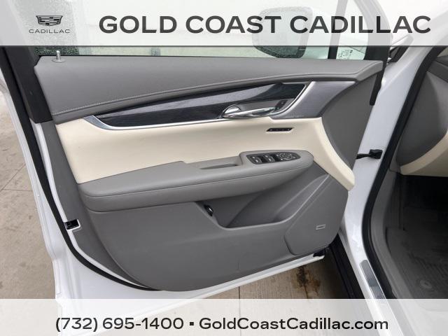 used 2022 Cadillac XT6 car, priced at $37,150