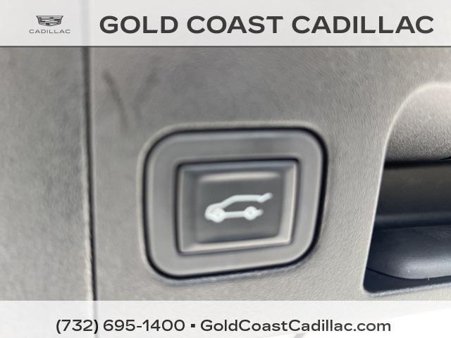 used 2023 Cadillac XT5 car, priced at $32,880