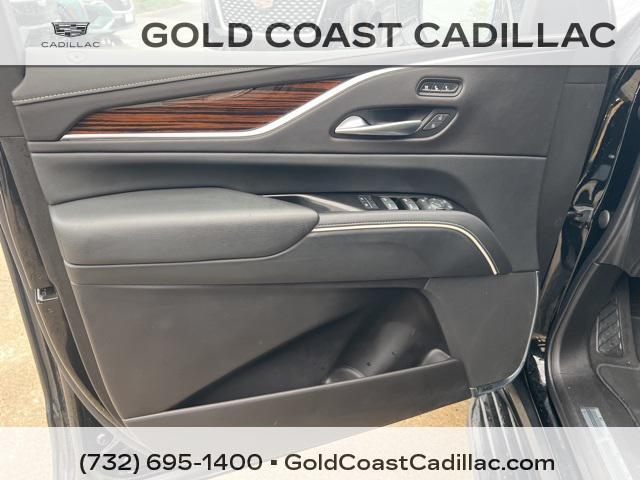 used 2022 Cadillac Escalade ESV car, priced at $54,980