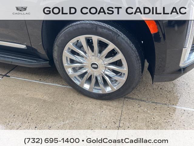 used 2022 Cadillac Escalade ESV car, priced at $54,980