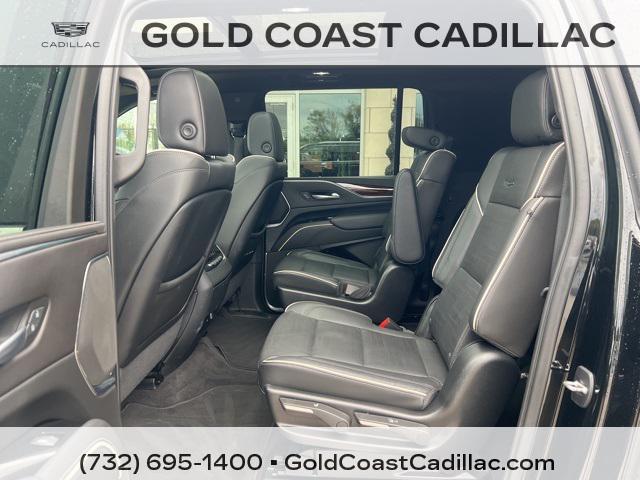 used 2022 Cadillac Escalade ESV car, priced at $54,980