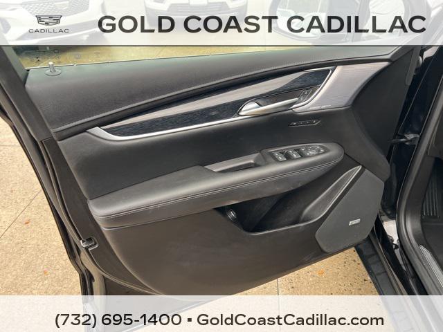 used 2023 Cadillac XT5 car, priced at $28,990