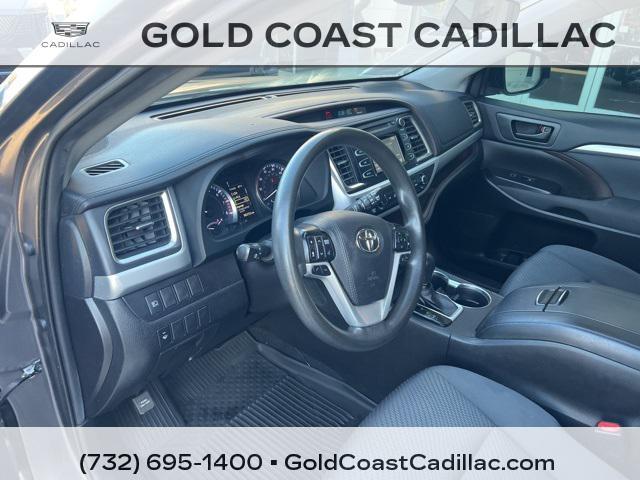 used 2019 Toyota Highlander car, priced at $20,880