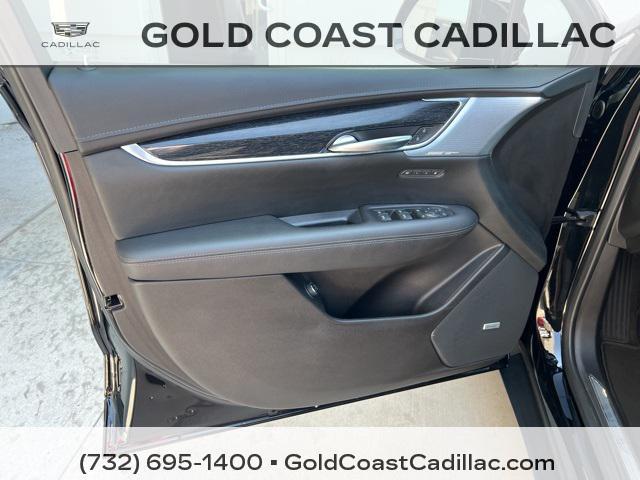 used 2023 Cadillac XT5 car, priced at $35,490