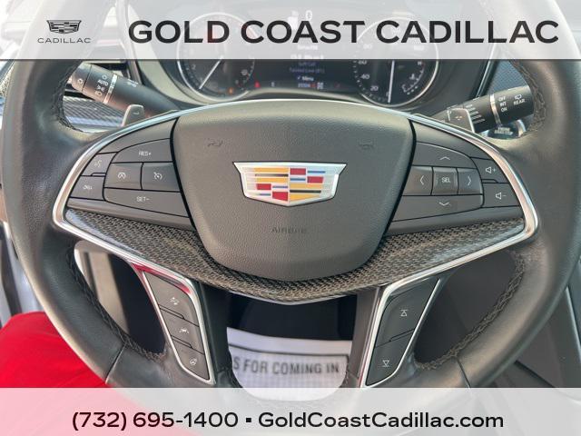 used 2022 Cadillac XT5 car, priced at $36,990