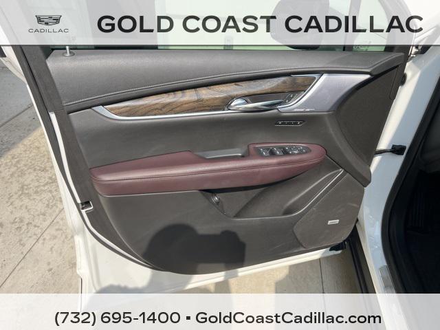 used 2022 Cadillac XT6 car, priced at $35,980