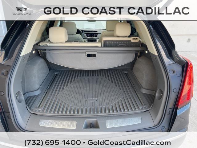 used 2022 Cadillac XT5 car, priced at $29,990