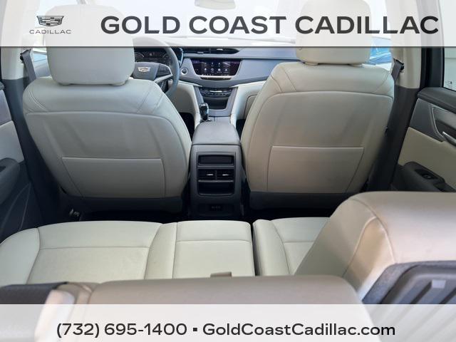 used 2022 Cadillac XT5 car, priced at $29,990