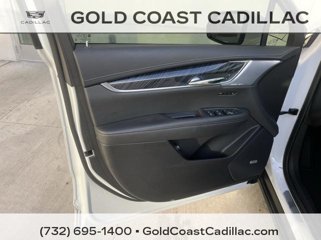 used 2022 Cadillac XT6 car, priced at $36,880