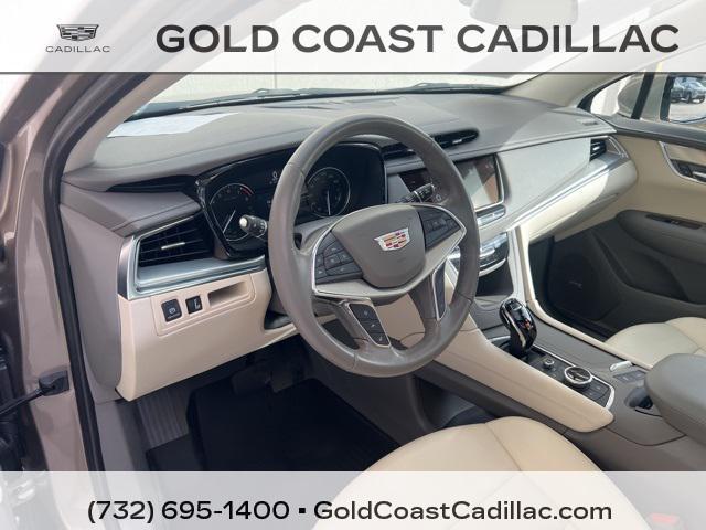 used 2022 Cadillac XT5 car, priced at $32,180