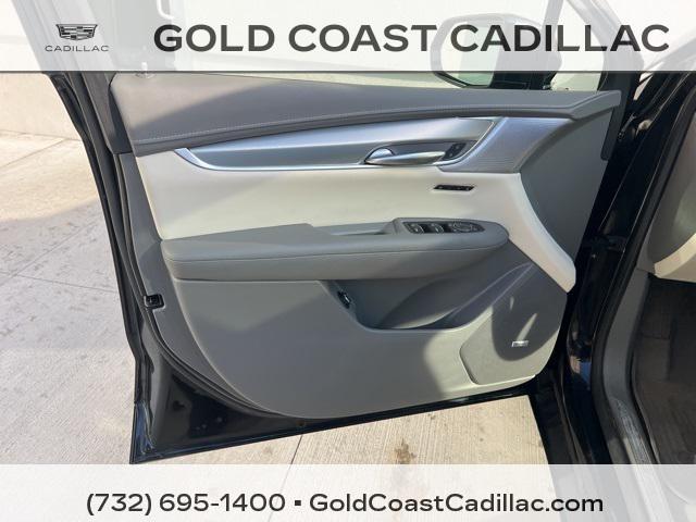 used 2023 Cadillac XT5 car, priced at $29,370