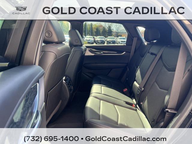 used 2022 Cadillac XT5 car, priced at $35,490