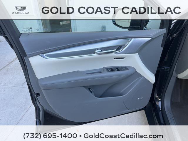 used 2021 Cadillac XT5 car, priced at $30,460