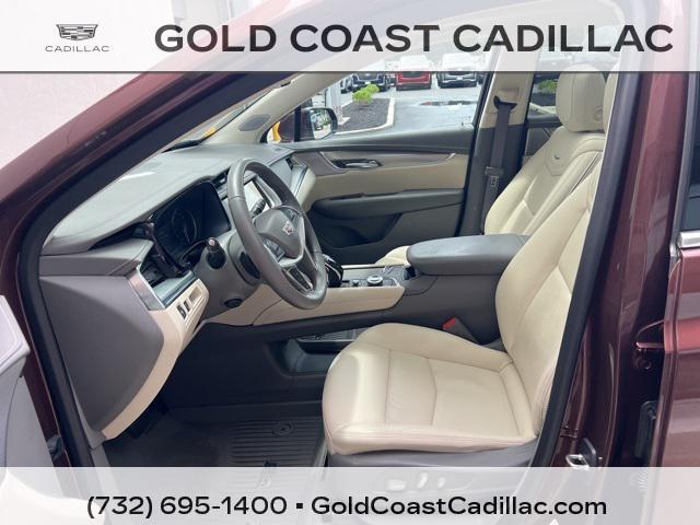 used 2022 Cadillac XT5 car, priced at $33,770