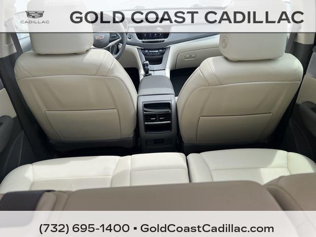used 2022 Cadillac XT5 car, priced at $33,770