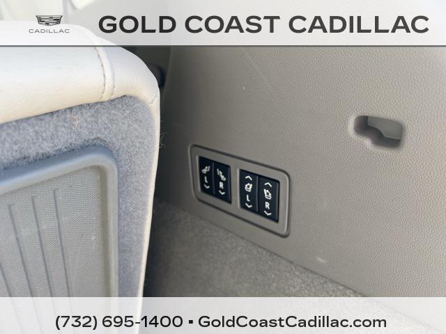 used 2022 Cadillac XT6 car, priced at $33,990