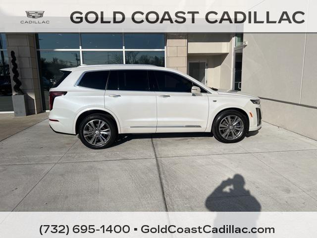 used 2022 Cadillac XT6 car, priced at $33,990