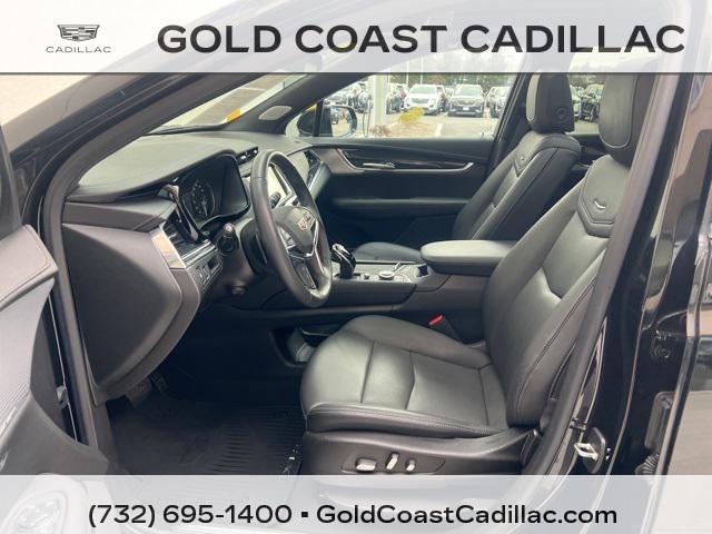 used 2022 Cadillac XT5 car, priced at $34,990