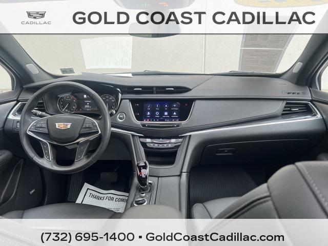 used 2022 Cadillac XT5 car, priced at $34,990