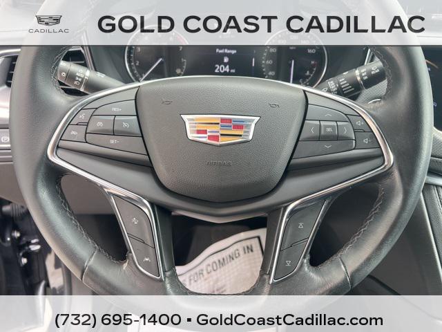 used 2022 Cadillac XT5 car, priced at $25,660