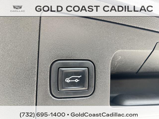 used 2022 Cadillac XT5 car, priced at $25,660