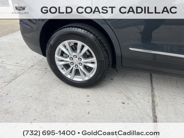 used 2022 Cadillac XT5 car, priced at $25,660