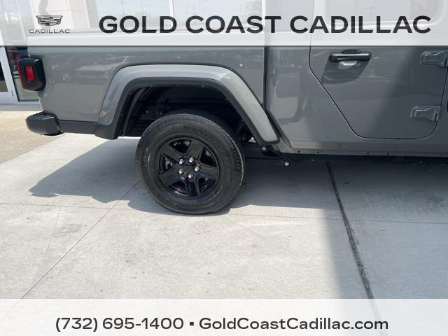 used 2021 Jeep Gladiator car, priced at $27,780